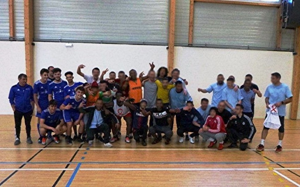 ASM FOOTBALL :U18 R1 – tournoi en salle avec les détenus de la prison de Riom