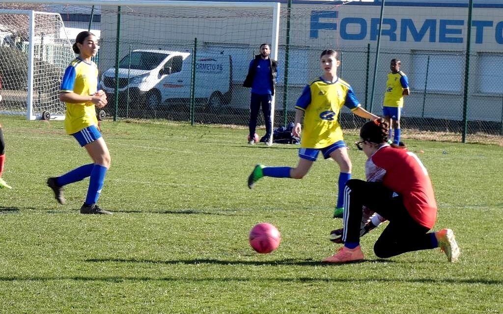 ASMFootball :Nos U13F égalisent à la dernière minute