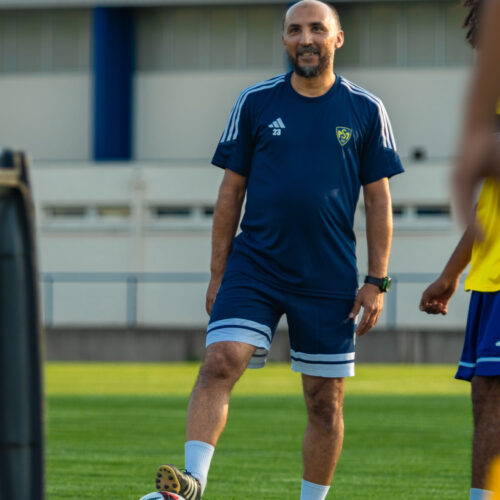 Le coach adjoint Abed Zoubir