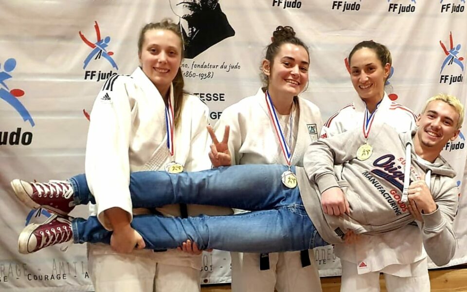 4 jujitsukas 💛💙 médaillés à Andrézieux !