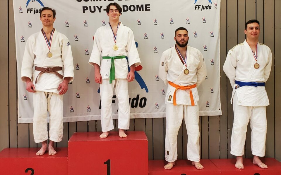 Yakup décroche le BRONZE aux ceintures de couleurs !