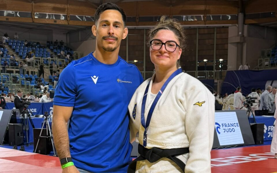 Des combats, du courage et une médaille d’argent pour AMBRE aux Championnats de France !