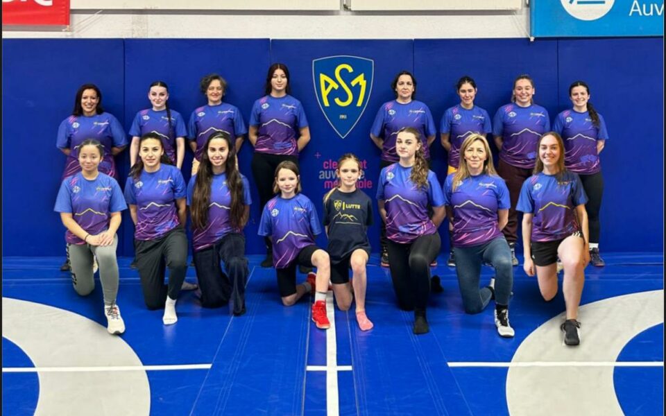 section lutte – Photos d&rsquo;équipe