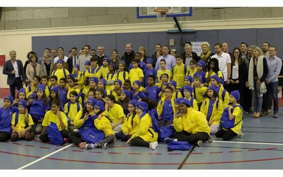 Cpresse : « L’Ecole Jaune & Bleu » reçoit le premier prix national « Fais-Nous Rêver » par l’Agence pour l’Education par le Sport (APELS*)