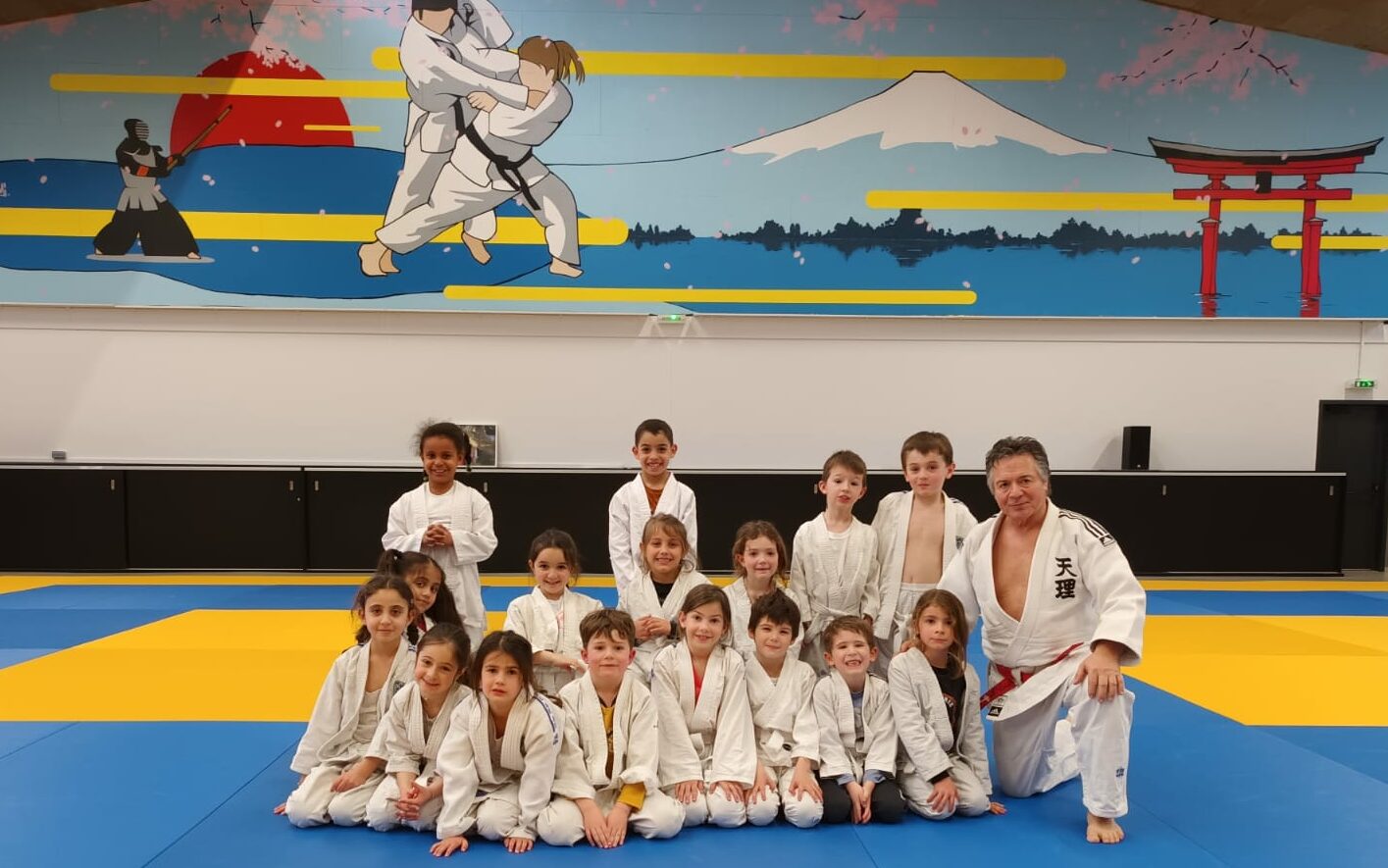 Les enfants du multisports sont au Dojo !