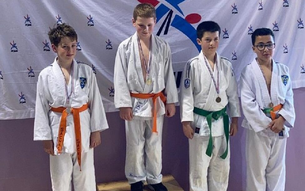 Nos Benjamins jaunes et bleus qualifiés pour la phase interdépartementale !