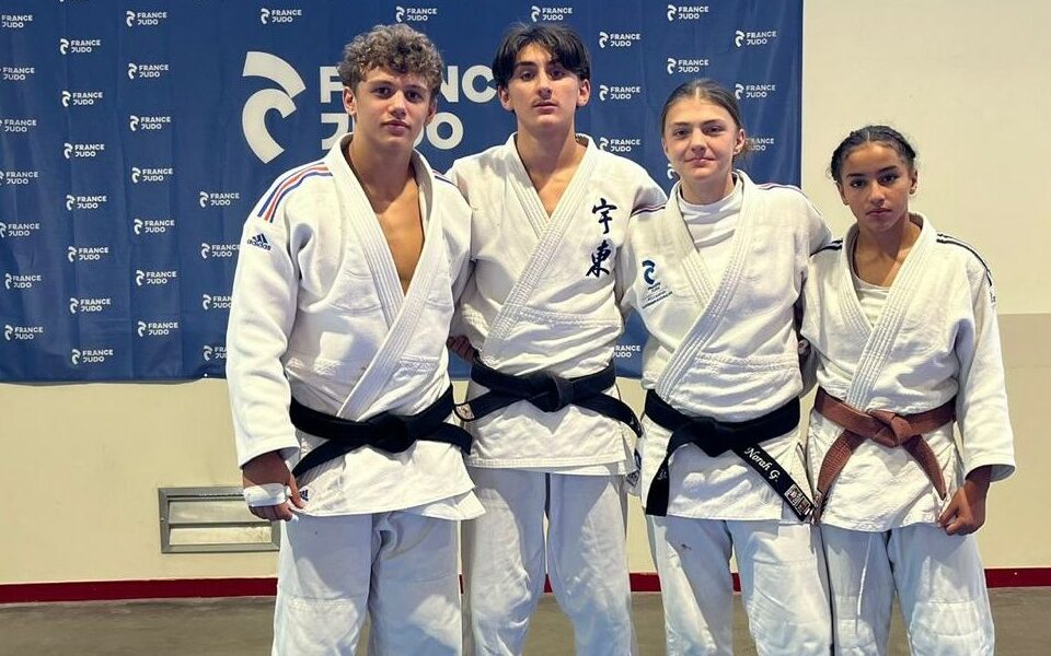 Groupe judokas ASM 🟡🔵 du Pôle espoirs Auvergne-Rhône-Alpes