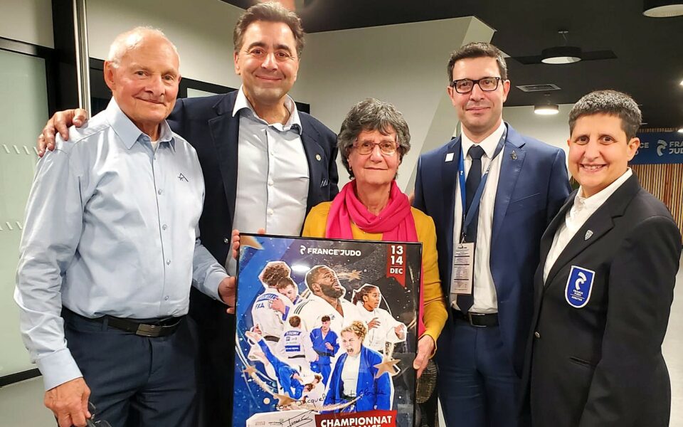 Deux bénévoles asémistes, Jacqueline et Claude, honorés par la Ligue Auvergne Rhône-Alpes de Judo