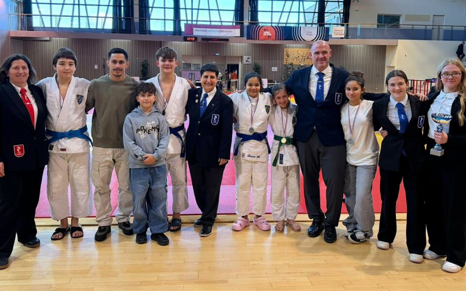 Nos minimes 💛💙 brillent au championnat dépa...