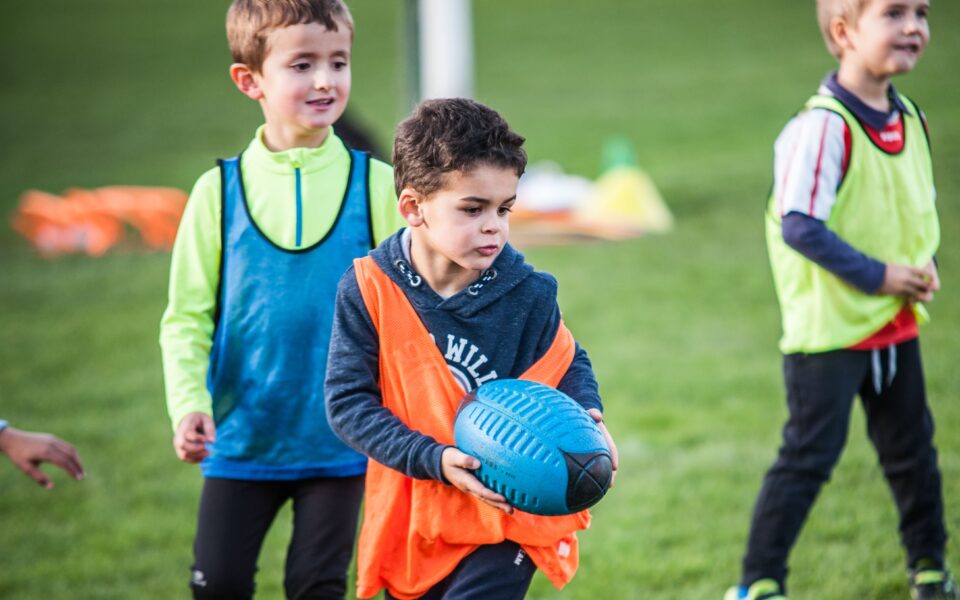 Célébrez Noël avec les stages multisports à l'ASM : inscriptions ! 🎅