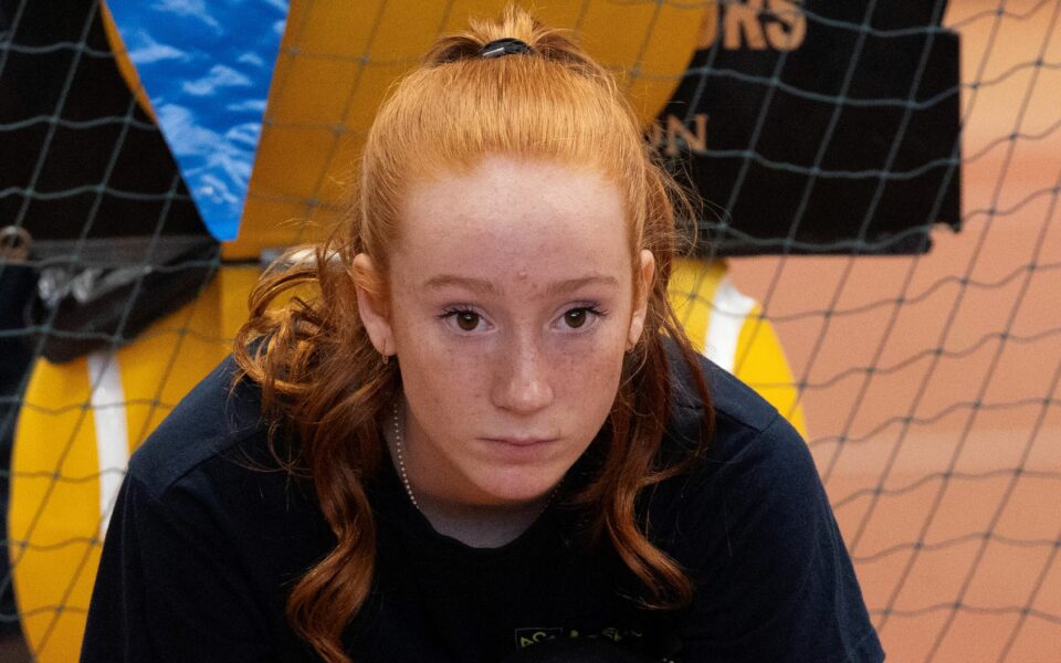 Lilou, ramasseuse de balles à Roland Garros 2024 ? Portrait d'une jeune Asémiste focalisée sur son objectif !