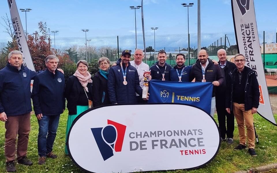 Les équipes hommes et femmes+35 ans VICE-CHAMPIONNES de FRANCE