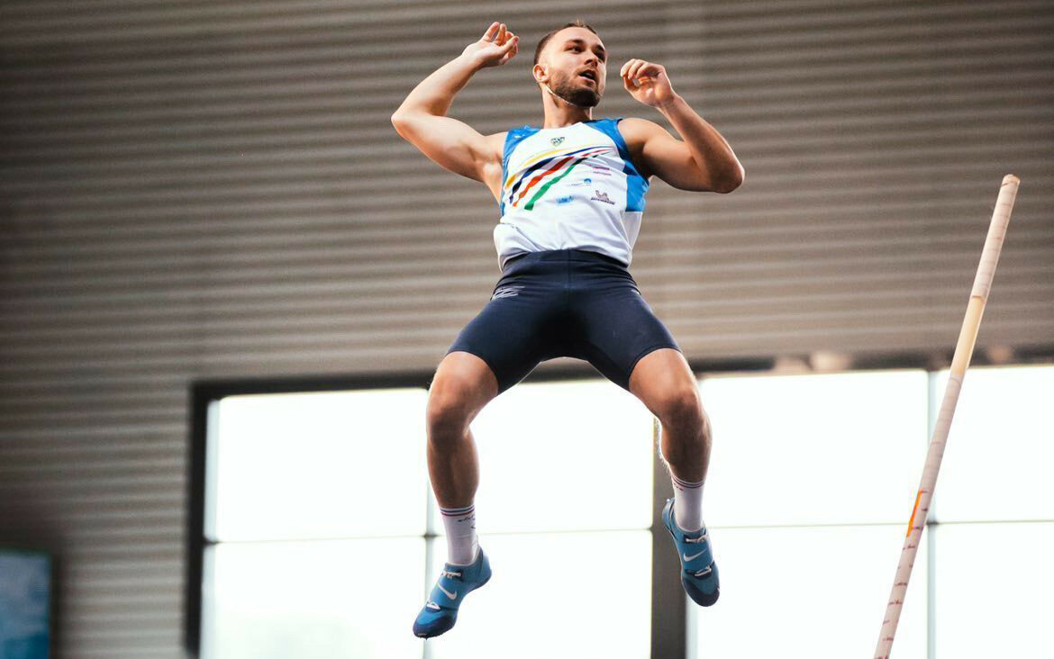 Le perchiste GAVILLON champion de France universitaire