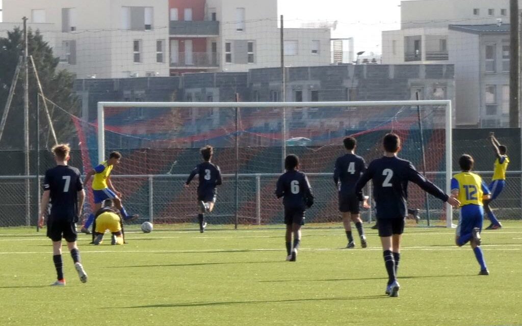 ASMFootball : Victoire de nos U15R1 sur le Clermont Foot 2-1