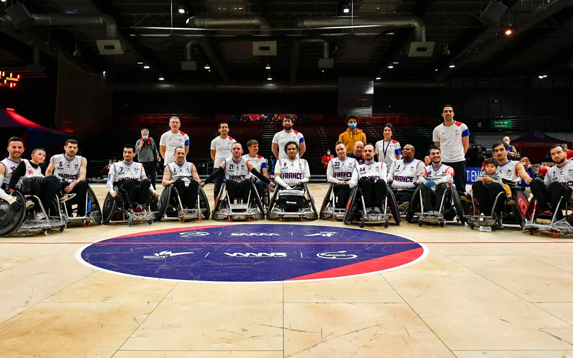 Les bleus Champions d'Europe de rugby fauteuil !